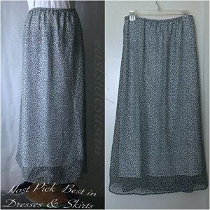 90s NEVER WORN Maxi Black White Flowy FLORAL